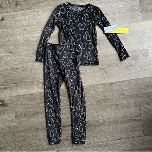 NWT Kids 4 Soft Warm Fuzzy Black White Ghost Halloween Long Sleeve Pajama Set